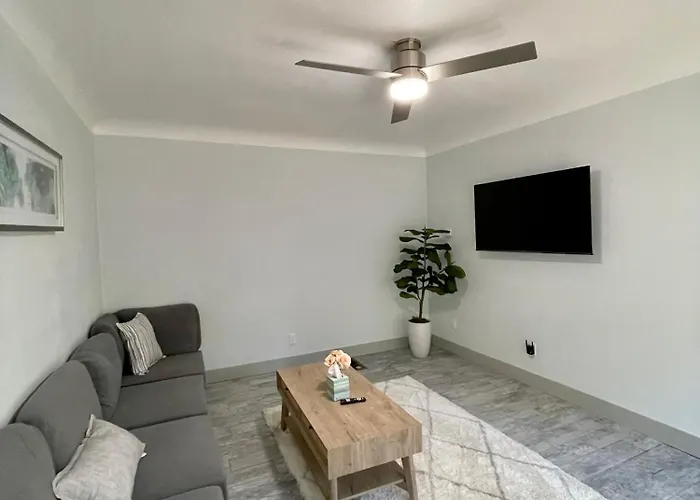 Two Bedroom Midtown Beauty